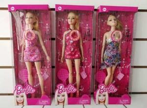 Barbie Muñeca Articulada Con Luz Y Sonido Con Accesorios