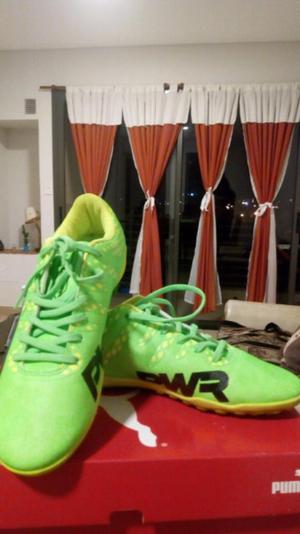 Botines futbol 5