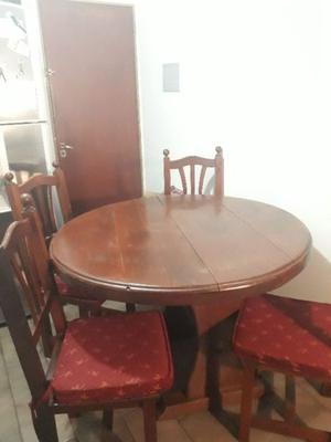 HERMOSO JUEGO DE MESA Y SILLAS ALGARROBO