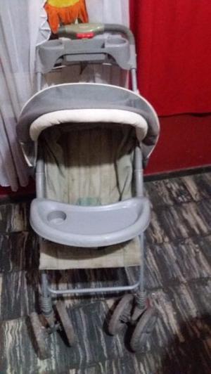 vendo coche cuna PIEDI $800 COLOR GRIS