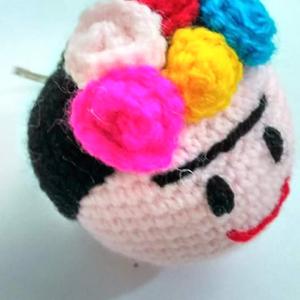 Llaveros con figura pequeña al crochet