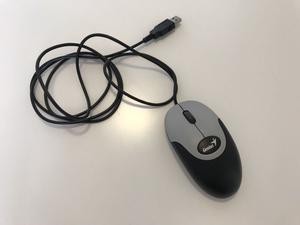 Mouse Genius con cable