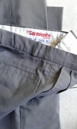 VENDO PANTALON GRIS DE NIÑO, TALLE 10.