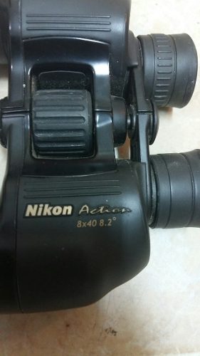 .vendo Binocular Nuevo. Marca Nikon Action. 8x40.. Reserv