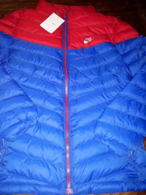 Campera inflable con capucha