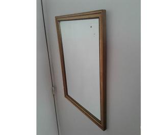 Espejo Biselado Marco dorado 48 X 63 cm