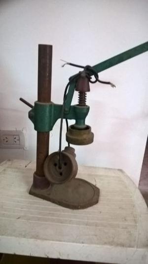 VENDO maquina tapar frascos - trituradora de tomate