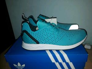 Vendo zapatillas adidas n 43.5 nuevas originales