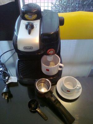 Cafetera Expresso Delonghi Ec9 Con Vaporizador Capuccino