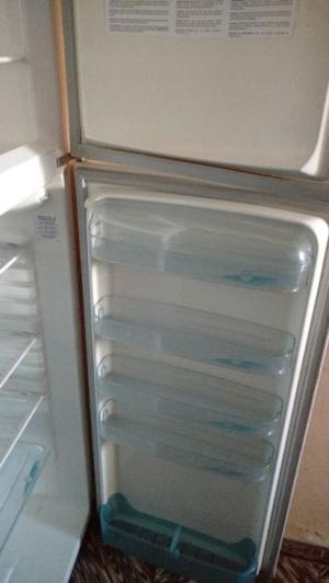 Heladera con Freezer