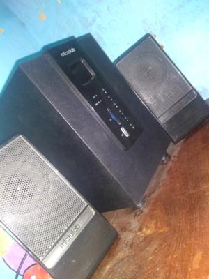 Sistema de sonido Microlab