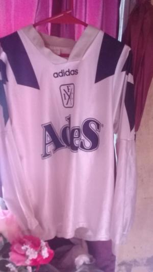 vendo camiseta de independiente