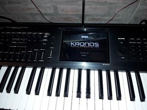 Korg Kronos 61 excelente, el mejor de todos con estuche