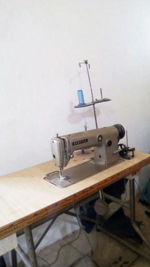 Vendo máquina de coser Industrial Brother $