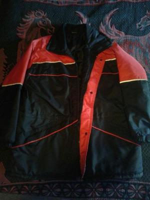 vendo campera super abrigada excelente estado.