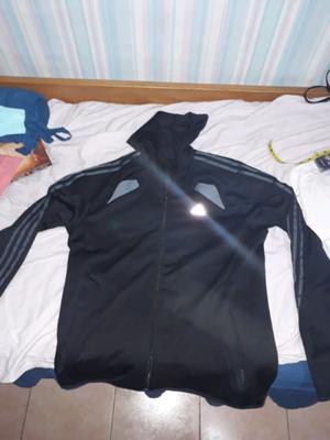 Campera adidas talle m