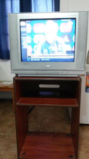 SANYO TV 21 Pantalla Plana + Mesa de Tv