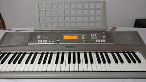 Teclado Yamaha PSR E303 perfecto estado!