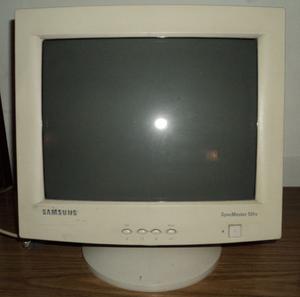 Monitor Samsung SyncMaster 551v