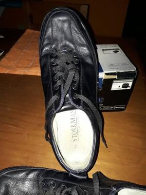 Zapato acordonado negro