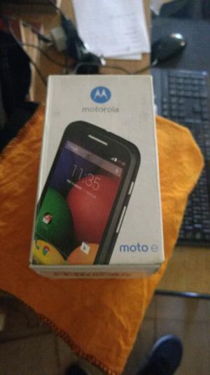 Motorola moto E