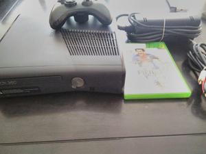 Xbox 360 Slim 4gb En Excelente Estado