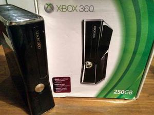 Xbox 360 Slim + Juegos Funcionando