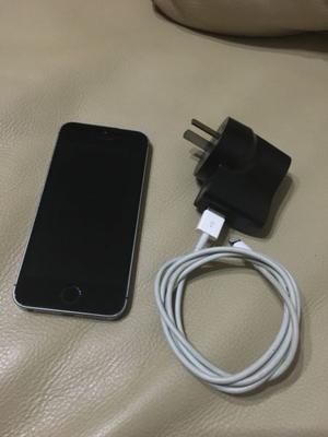 iPhone SE 64gb 4G libre impecable