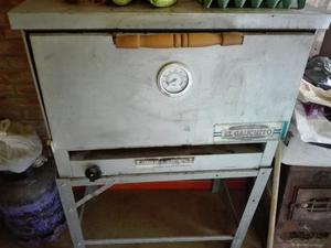 Horno pizero funcionando