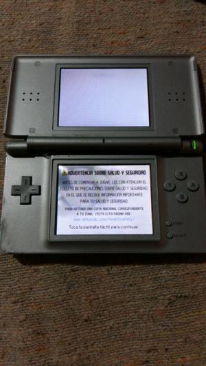 Nintendo ds lite a reparar