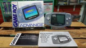 Gameboy Advance En Caja + Cargador + 2 Juegos De Obsequio.