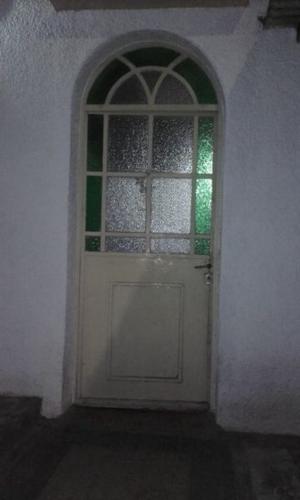 Puerta Antigua vitraux