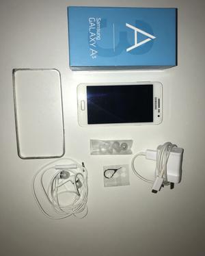 Samsung Galaxy A3 Blanco CLARO Con TODOS los Accesorios