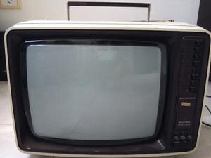 TV antiguo grundig