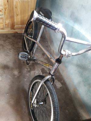 Vendo bicicleta Freestyle como nueva