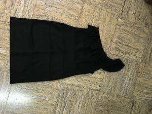 Vestido negro de una manga