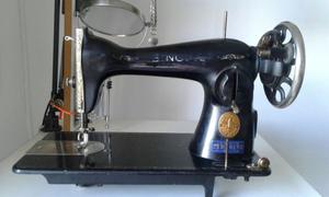 máquina de coser singer con mesa