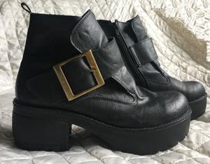 Hermosas botas NUEVAS! solo usadas dos veces