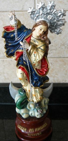 Estatua de la Virgen del Panecillo