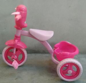 Vendo Triciclo nena usado