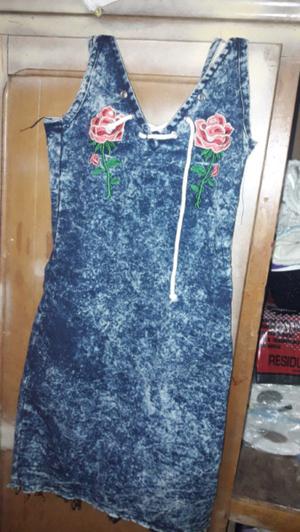 Vendo vestido /MINI falda /Y top nuevas