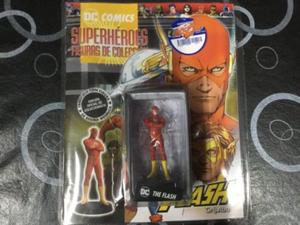 Vendo figuras d resina metálica de flash y nightwing todo