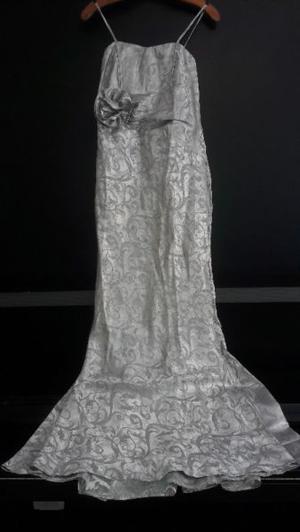 Vestido sirena color plata