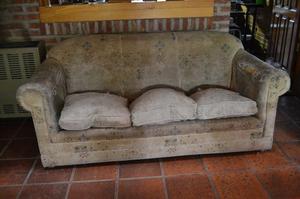 Sillon de 3 cuerpos y 2 de 1 cuerpo.