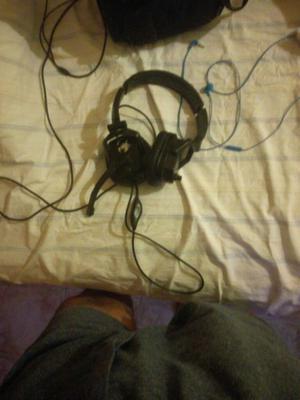 Vendo Auriculares Gamer Genius Lichas