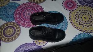 1 par de Zapatos colegiales