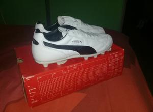 Botines Puma borussia