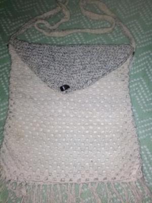 Cartera de hilo