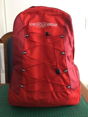 Mochila de lona roja