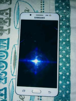 SAMSUNG J5 6